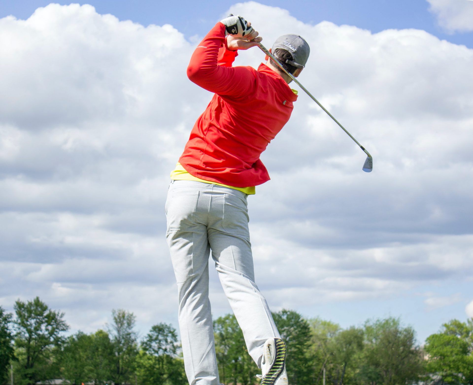 Choosing the Best Golf Pants For Hot Weather